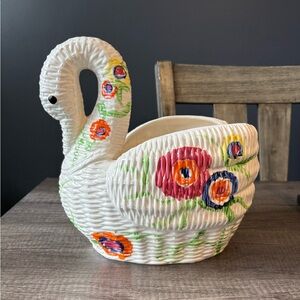 Gloria Vanderbilt White Swan Basket with Floral Accents